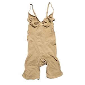 Skims Seamless Sculpt Mid Thigh Bodysuit Body Shaper Sculpting Clay Small NWOT